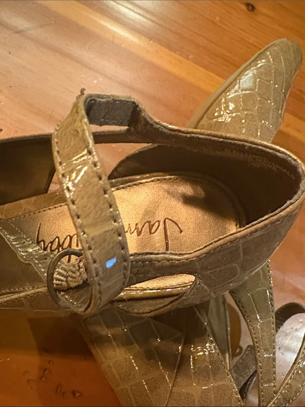 Sam & Libby Tan Croc-Embossed Slingback Flats- never worn